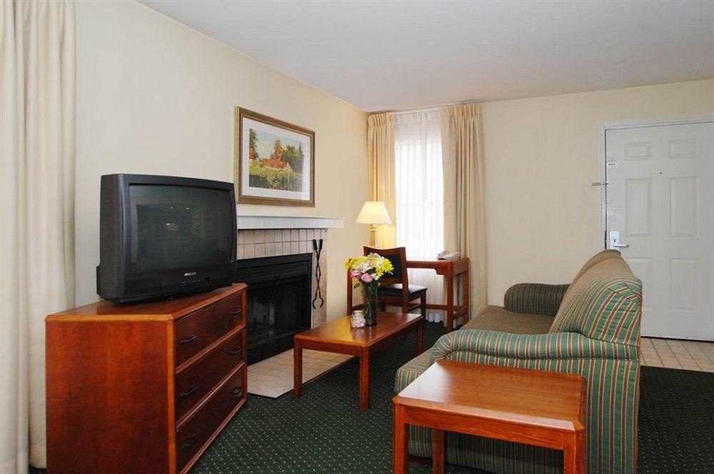 Hawthorn Suites Dayton South ไมอามีส์เบิร์ก ภายนอก รูปภาพ